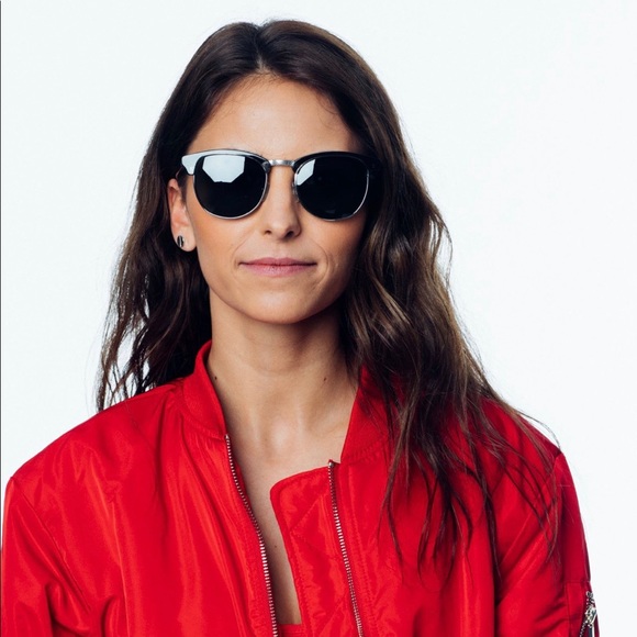 Sunglasses - Picture 5 of 5